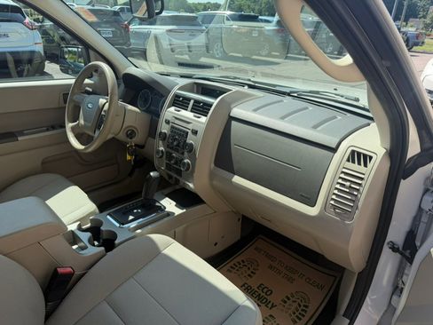 Used 2012 Ford Escape XLT AWD/4WD image 34