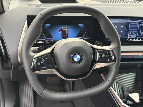 Used 2025 BMW X3 xDrive30i w/ Premium Package image 25