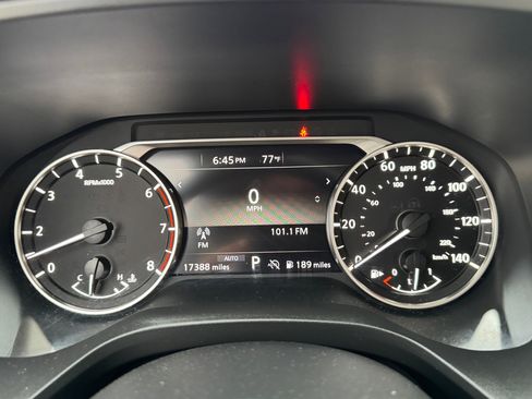 Used 2024 Nissan Rogue SV w/ SV Premium Package image 37