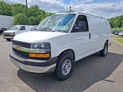 New 2026 Chevrolet Express 2500 w/ Driver Convenience Package RWD image 2