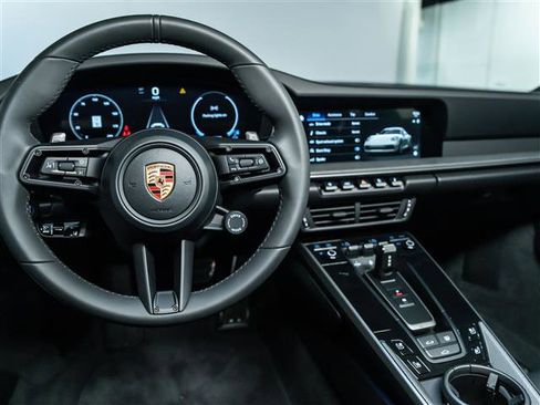 Used 2026 Porsche 911 Carrera RWD image 18