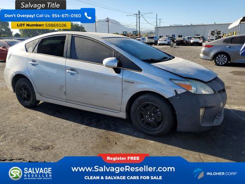 Used 2014 Toyota Prius Three FWD image 5