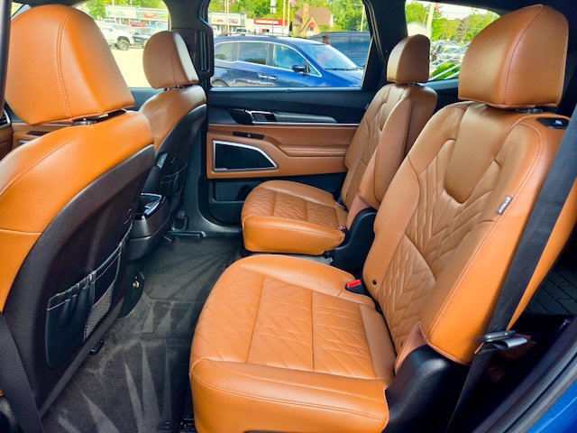 Used 2023 Kia Telluride EX X-Line AWD/4WD image 11
