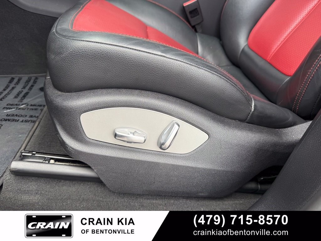Used 2021 Porsche Macan AWD/4WD image 11