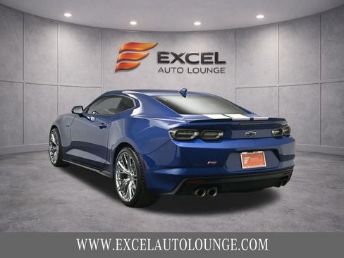 Used 2022 Chevrolet Camaro LT w/ RS Package image 4
