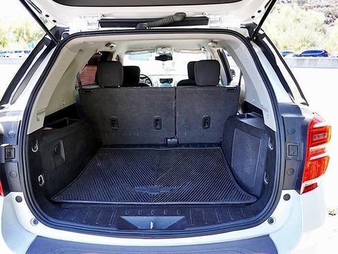 Used 2017 Chevrolet Equinox LT w/ Convenience Package image 14