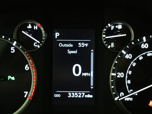 Used 2023 Lexus GX 460 Premium w/ Accessory Package AWD/4WD image 13