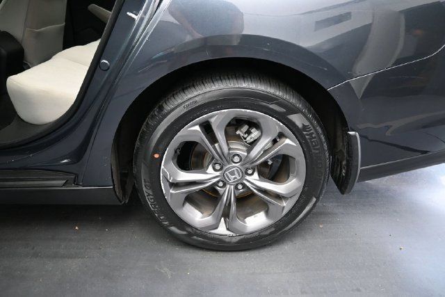 Certified 2023 Honda Accord EX image 14