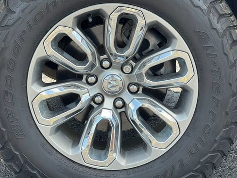 Used 2021 RAM 1500 Laramie w/ Sport Appearance Package AWD/4WD image 6