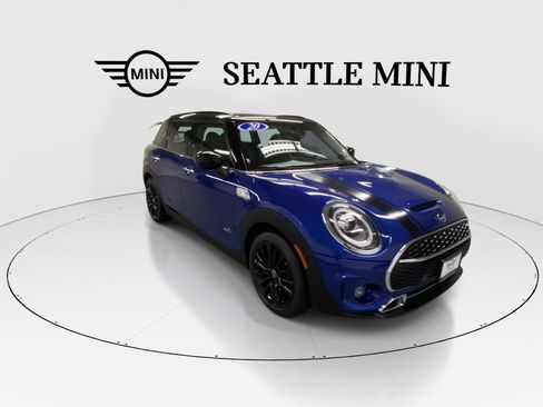 Used 2020 MINI Cooper Clubman S w/ Premium Package image 2