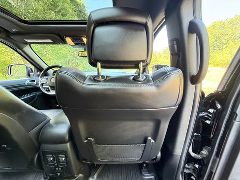 Used 2019 Jeep Grand Cherokee Limited X image 44