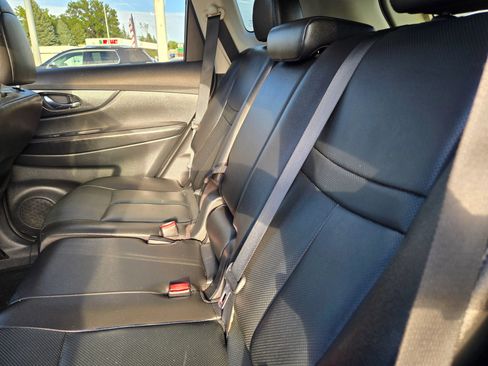 Used 2016 Nissan Rogue SL w/ SL Premium Package image 53