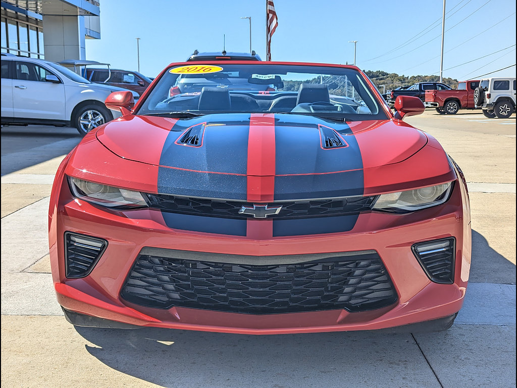 Used 2016 Chevrolet Camaro SS RWD image 11