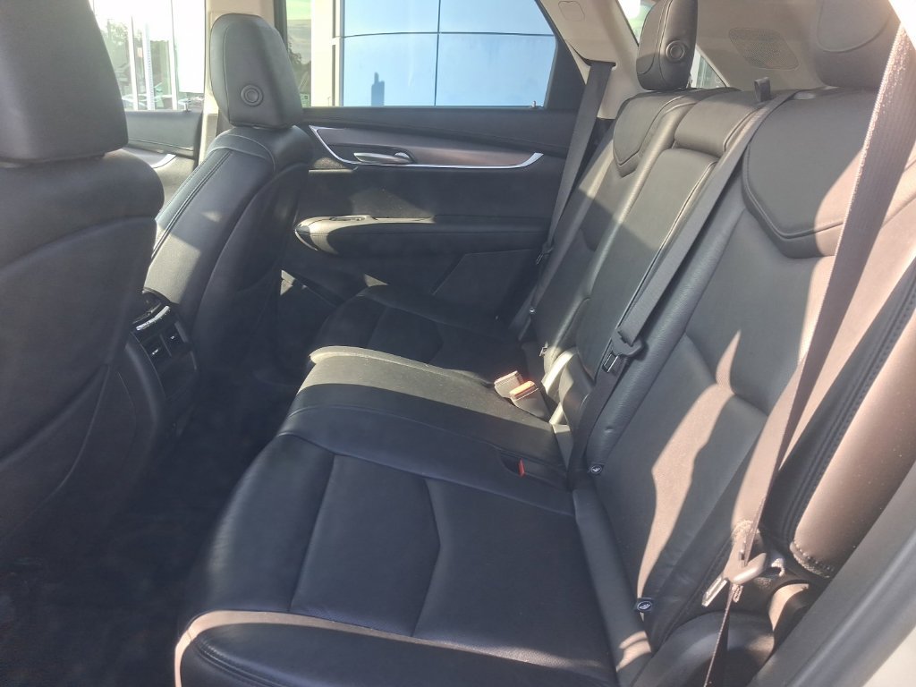 Used 2018 Cadillac XT5 Premium Luxury AWD/4WD image 26