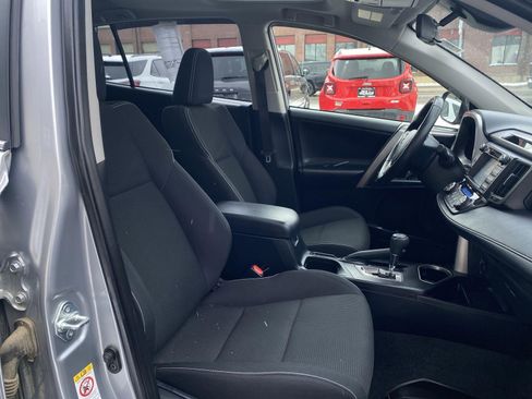 Used 2018 Toyota RAV4 XLE w/ Plus Extra Value Package image 19