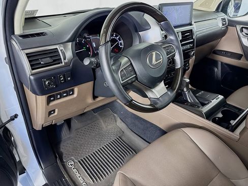 Certified 2023 Lexus GX 460 Premium image 9