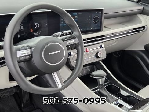 Used 2026 Hyundai Tucson SE FWD image 8