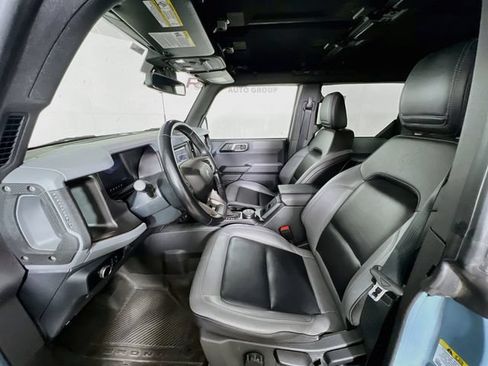 Used 2023 Ford Bronco Big Bend w/ Sasquatch Package AWD/4WD image 9