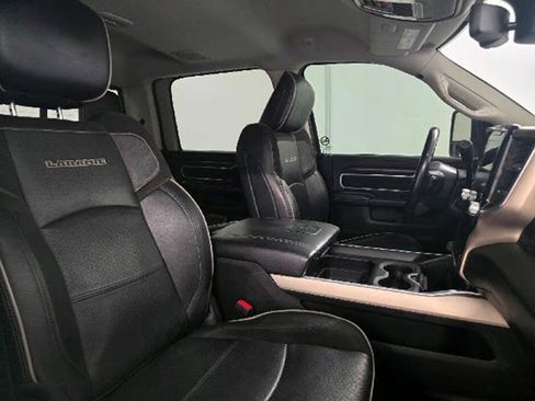 Used 2023 RAM 2500 Laramie AWD/4WD image 15