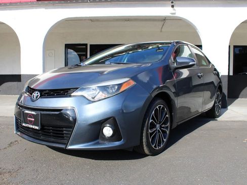 Used 2014 Toyota Corolla S image 6