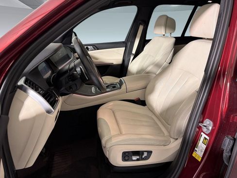 Used 2022 BMW X5 sDrive40i w/ M Sport Package RWD image 5