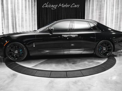 Used 2022 Rolls-Royce Ghost Black Badge image 1