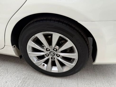 Used 2017 Toyota Camry XLE FWD image 8