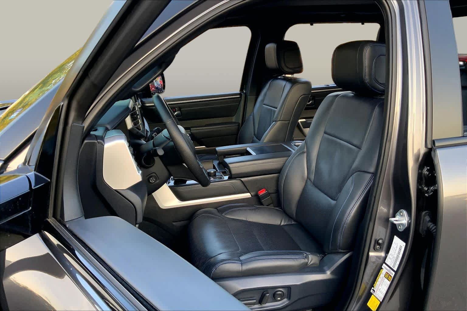 Used 2025 Toyota Tundra Platinum AWD/4WD image 8