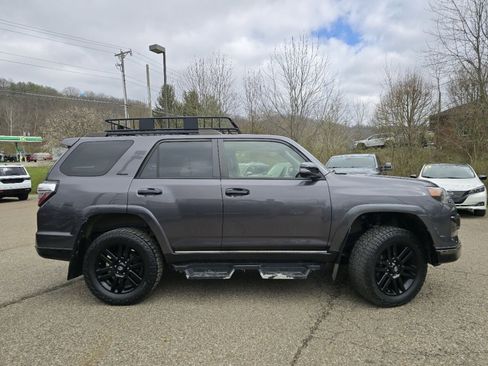 Used 2021 Toyota 4Runner Nightshade image 17