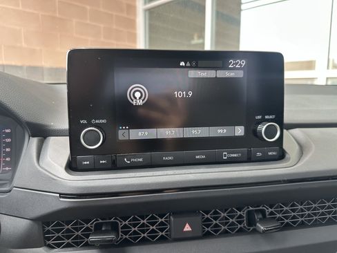 Used 2024 Honda Accord LX image 25