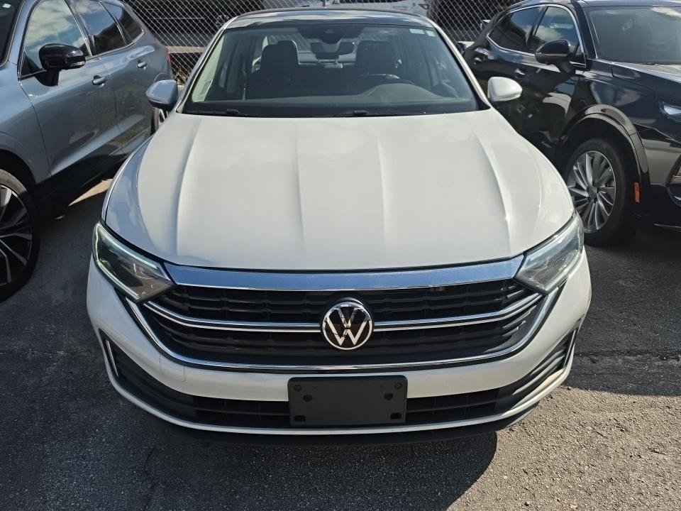 Used 2023 Volkswagen Jetta SEL FWD image 17
