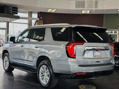 Used 2024 GMC Yukon SLT w/ SLT Luxury Package AWD/4WD image 15