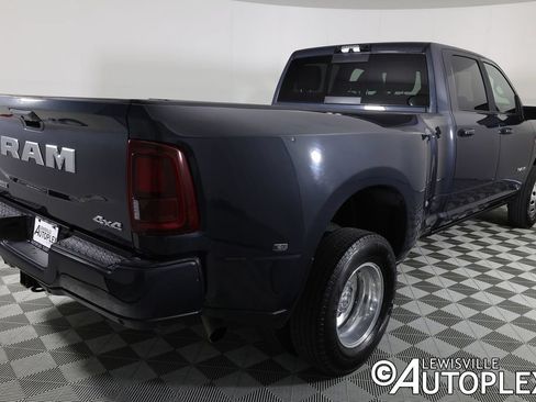Used 2026 RAM 3500 Laramie AWD/4WD image 5
