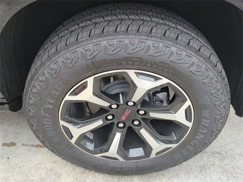 New 2026 GMC Yukon AT4 w/ AT4 Premium Plus Package image 5