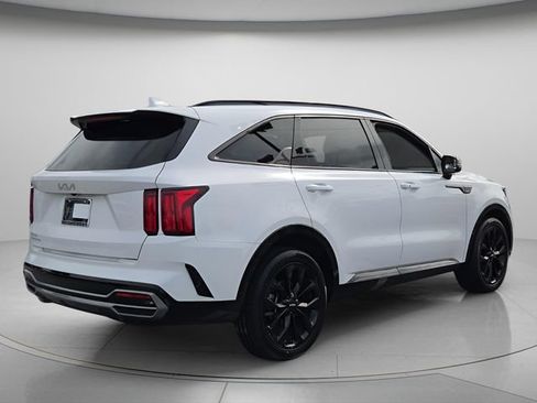 Used 2023 Kia Sorento SX FWD image 7