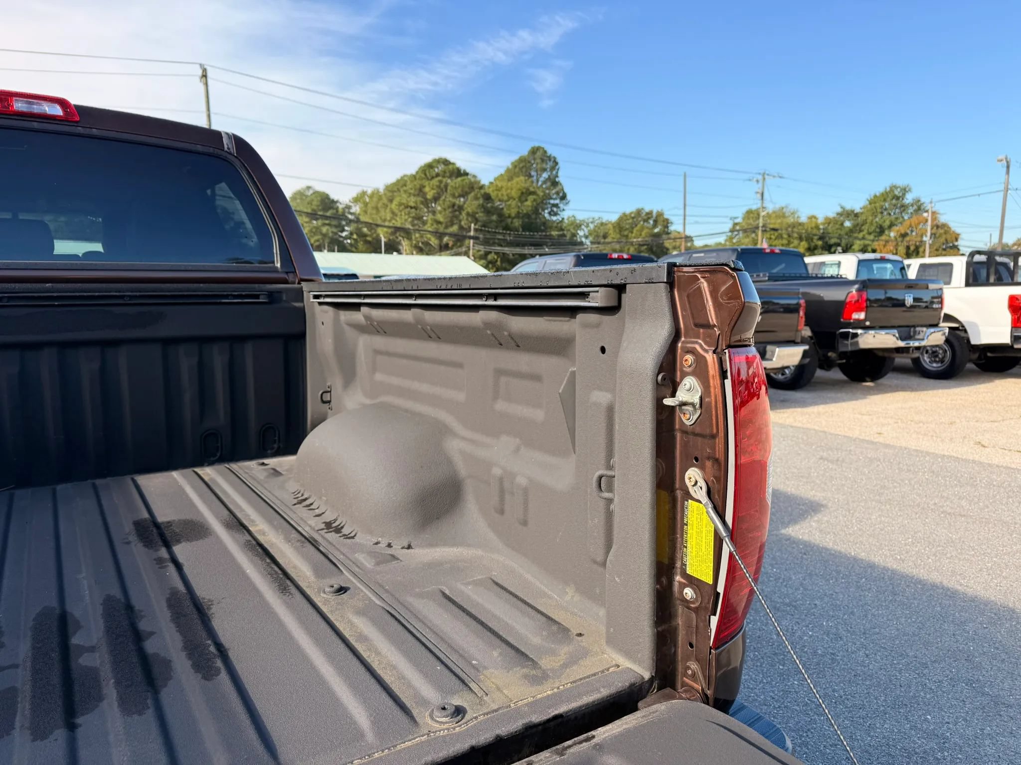 Used 2017 Toyota Tundra SR5 w/ SR5 Upgrade Package RWD image 13