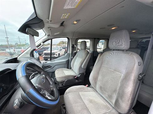 Used 2017 Ford Transit 350 XLT RWD image 14