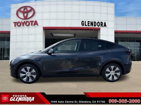 Used 2024 Tesla Model Y Long Range AWD/4WD image 6