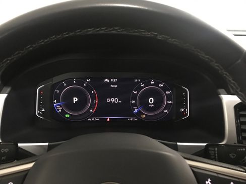 Used 2023 Volkswagen Atlas SE w/ Panoramic Sunroof Package image 15