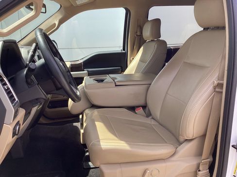 Used 2017 Ford F150 Lariat AWD/4WD image 5