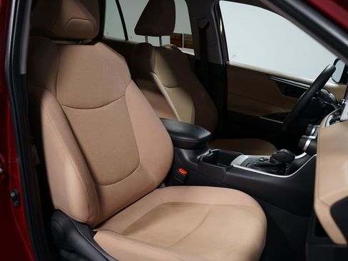 Certified 2024 Toyota RAV4 LE image 27