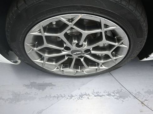 Used 2021 Genesis G80 3.5T RWD image 12