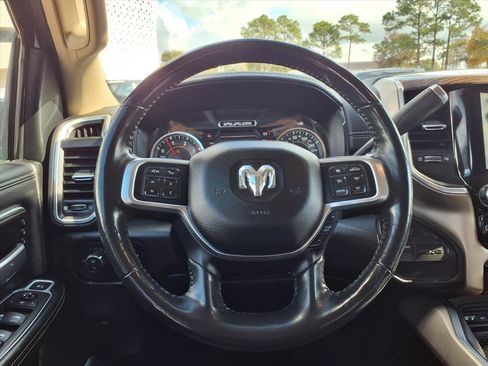 Used 2019 RAM 3500 Laramie image 13