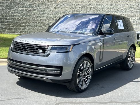 Used 2023 Land Rover Range Rover SE AWD/4WD image 1