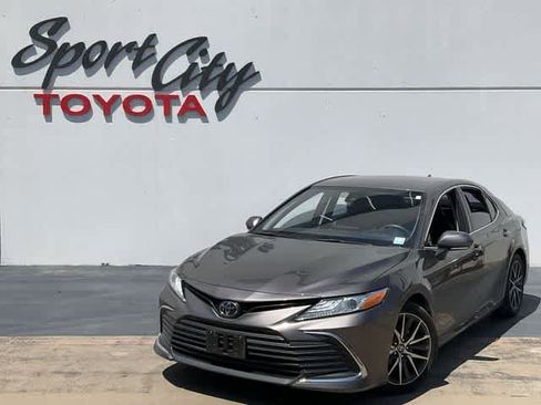 Certified 2024 Toyota Camry XLE FWD image 1