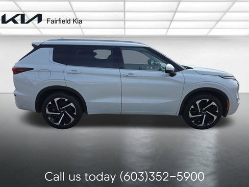 Used 2023 Mitsubishi Outlander SEL 40th Anniversary image 7