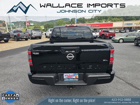 Used 2024 Nissan Frontier SL image 5