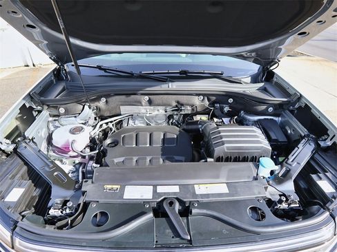 New 2026 Volkswagen Atlas SE image 32