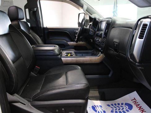 Used 2015 Chevrolet Silverado 2500 LTZ w/ LTZ Plus Package image 22