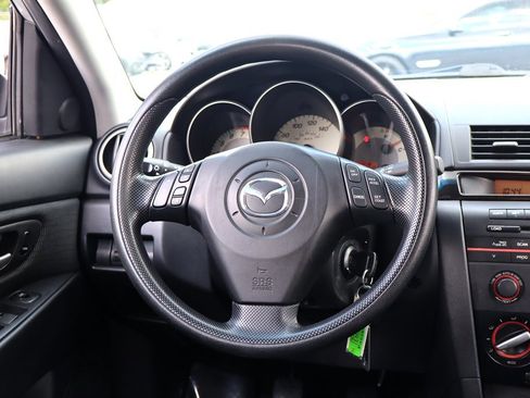 Used 2007 MAZDA MAZDA3 i Touring FWD image 14